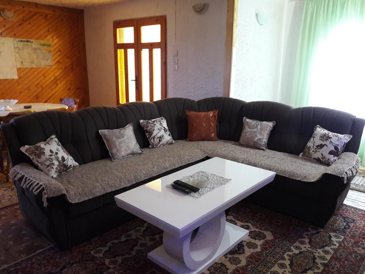 זבליאק Holiday Home Aleksic מראה חיצוני תמונה
